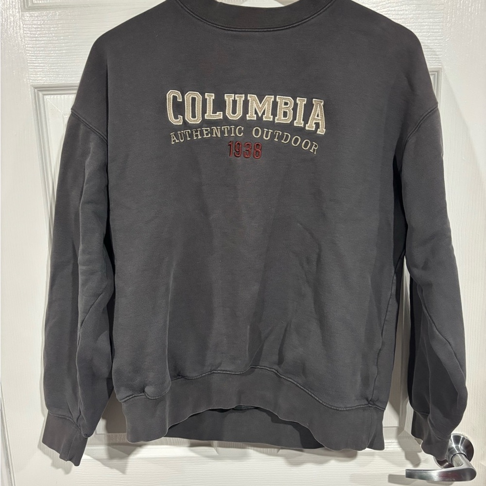 Columbia Women’s Black Crewneck Sweater